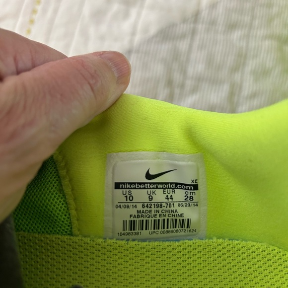 Nike Free 5.0 Bright Yellow Running Shoes - Picture 10 of 11